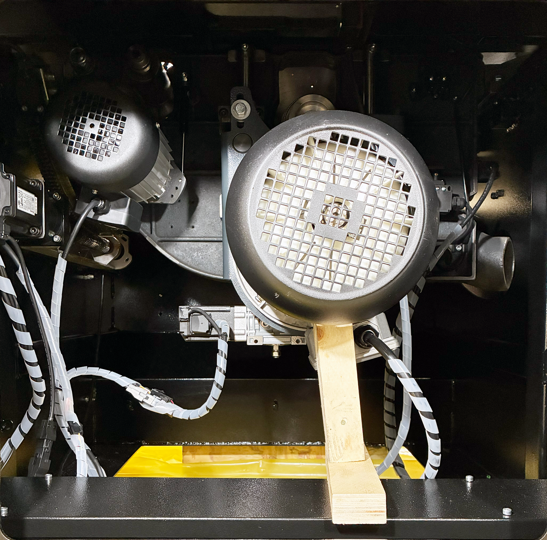 CWI-T1607-F1